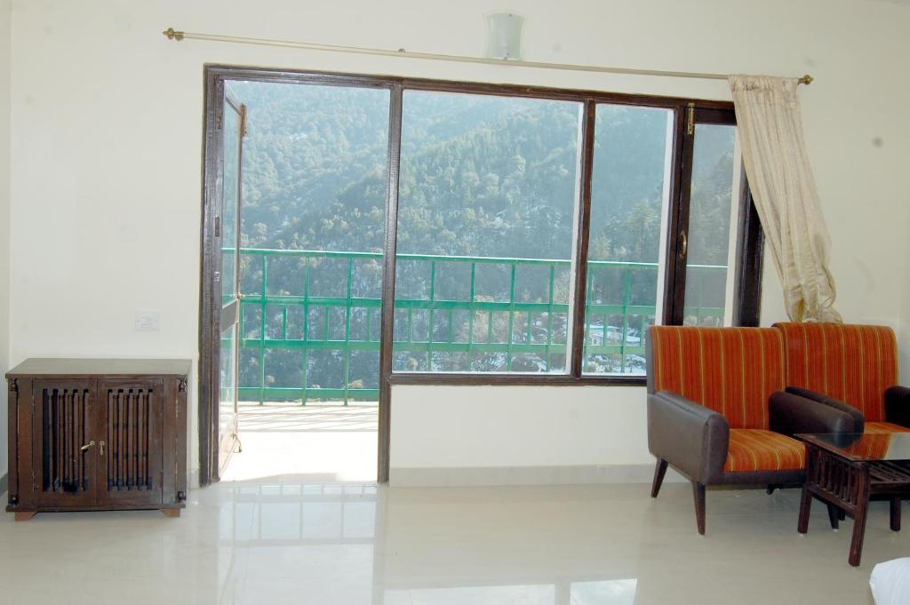Natureraga Fernhill Resort Chail Exterior photo